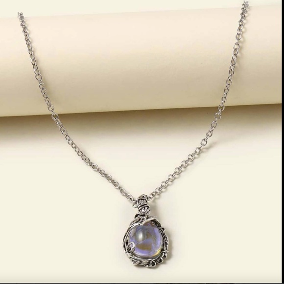 Jewelry - Watery drop necklace DYT T2